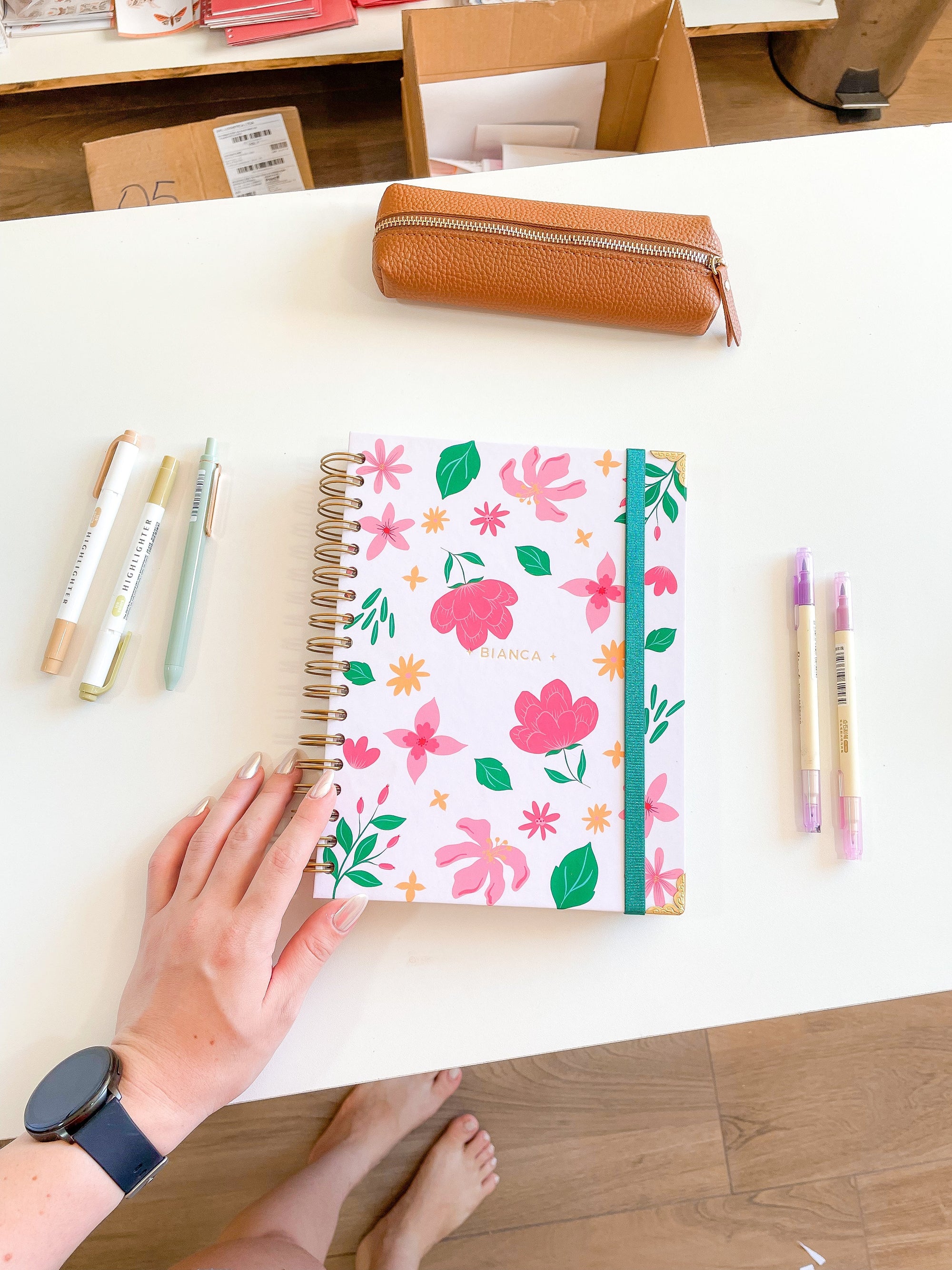 Capa + Espiral Colegial Colorful Flowers 02 | com Bolso e Divisórias
